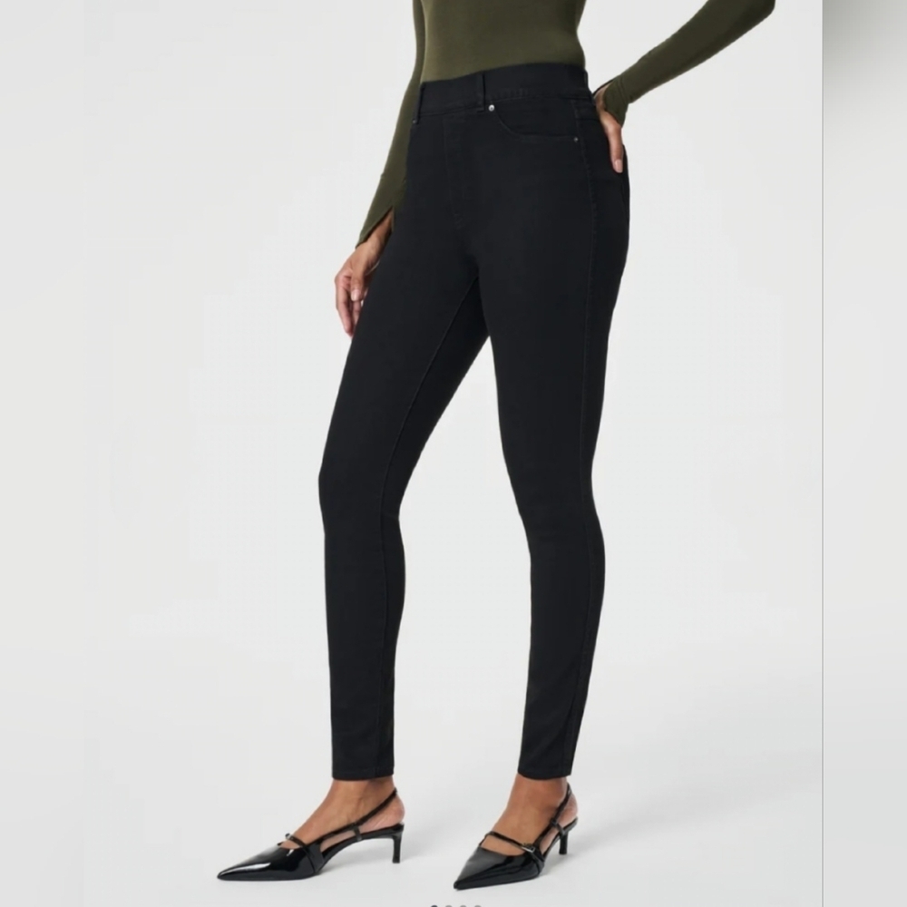 ✨️SPANX SPANXshape High-Rise Ankle Skinny Jeans - Black - Size L Tall (NWT) - Picture 7 of 10